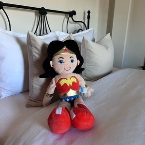Wonder Woman Stuffed/Plush Toy